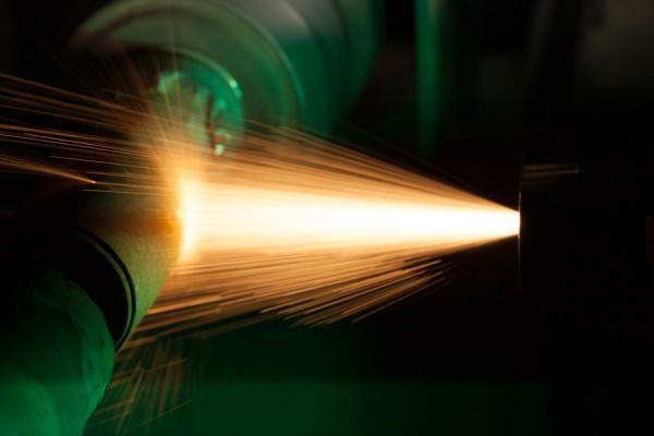 Nickel Alloy Spray Wire Selection Guide: NiAl vs NiCr, Applications and Best Practices | DZX Alloy